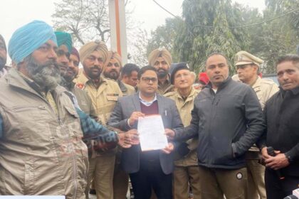 DC के साथ मीटिंग के बाद जालंधर में तेल टैंकर आपरेटरों की हड़ताल हुई खत्म !