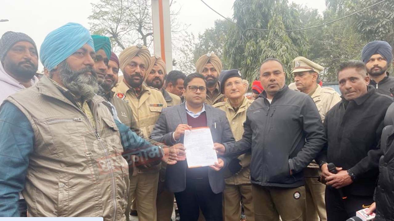 DC के साथ मीटिंग के बाद जालंधर में तेल टैंकर आपरेटरों की हड़ताल हुई खत्म !