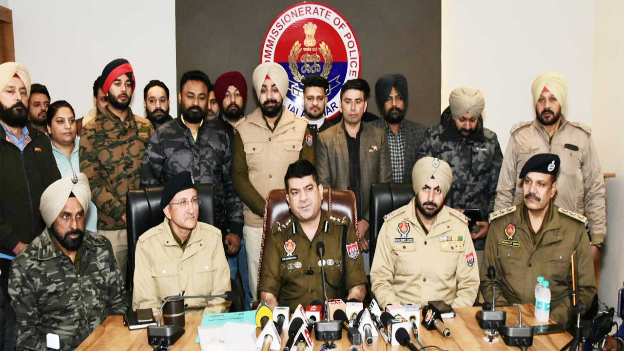 Jalandhar News : डीएसपी दलबीर सिंह की हत्या का मामला ट्रेस, हत्यारा ऑटो ड्राइवर गिरफ्तार !