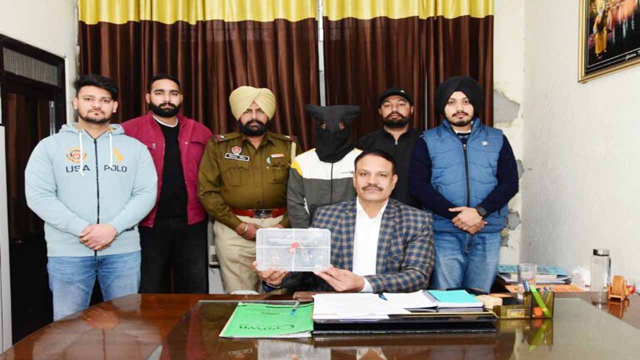 कमिश्नरेट पुलिस के हाथ लगी बड़ी सफलता, नशे और अवैध हथियारों सहित तस्कर गिरफ्तार !