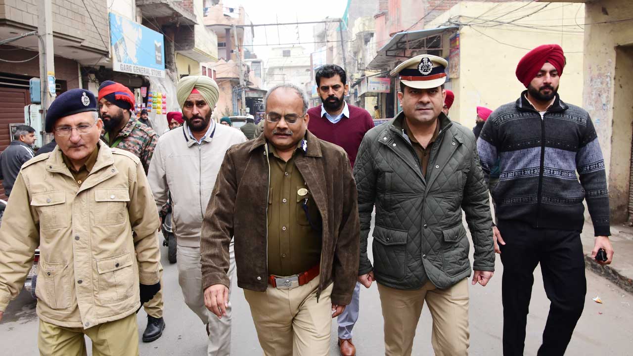 कमिश्नरेट पुलिस ने काजी मंडी इलाके में छह घंटे तक चलाया व्यापक तलाशी अभियान