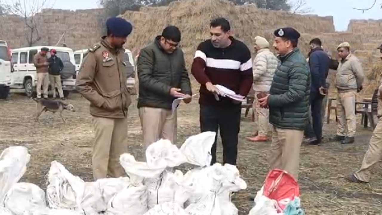 जालंधर कमिश्नरेट पुलिस ने तस्करों से जब्त किए बड़ी मात्रा में नशीले पदार्थों को किया नष्ट ।