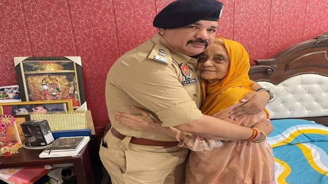 दुःखद समाचार, पंजाब पुलिस अधिकारी नरेश डोगरा की माता जी का हुआ निधन, कल होगा संस्कार