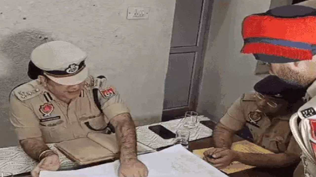 जालंधर पुलिस कमिश्नर स्वप्न शर्मा ने पुलिस थानों का किया औचक निरीक्षण, दिए आदेश, पढ़ें