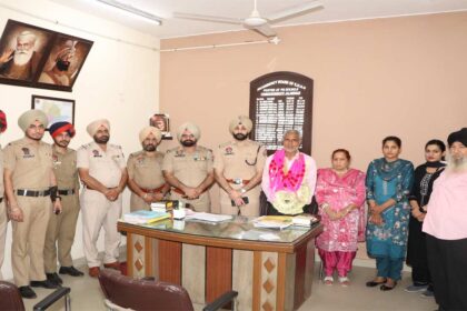 पुलिस आयुक्त स्वप्न शर्मा ने सेवानिवृत्त अधिकारी की इच्छा की पूरी, उसके पैतृक गांव तक पहुंचने के लिए पुलिस एस्कॉर्ट उपलब्ध कराई