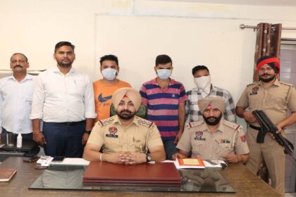 सवारी बनकर ई-रिक्शा लूटने वाले तीन लुटेरों को कमिश्नरेट पुलिस ने किया गिरफ्तार, पढ़ें