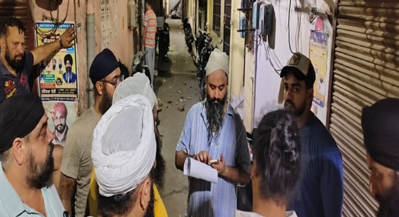 जालंधर में कांग्रसी पार्षद शैरी चड्ढा के घर पर तेजधार हथियारों से हमला