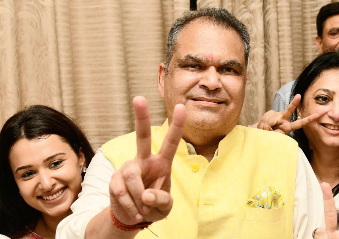 संजीव अरोड़ा ने लुधियाना पश्चिम सीट पर लहराया जीत का झंडा, 10637 वोट से कांग्रेस को हराया
