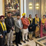 बड़ी खबर : वार्ड-63 की भाजपा पार्षद व वार्ड-46 से आज़ाद जीते लाखोत्रा भी AAP में शामिल