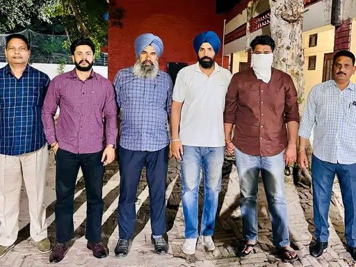 रिश्वत लेते पकड़ा गया CIA-2 में तैनात सिपाही, विजिलेंस ब्यूरो ने किया गिरफ्तार