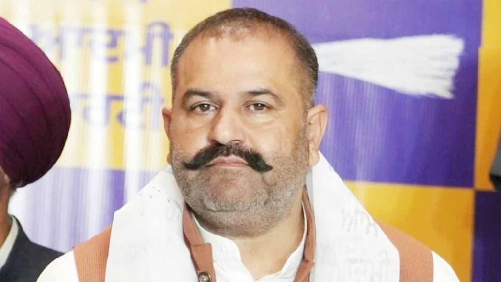 Breaking: पंजाब में AAP को लग सकता है बड़ा झटका,  सांसद रिंकू बीजेपी में हो सकते है शामिल, चर्चाएं तेज