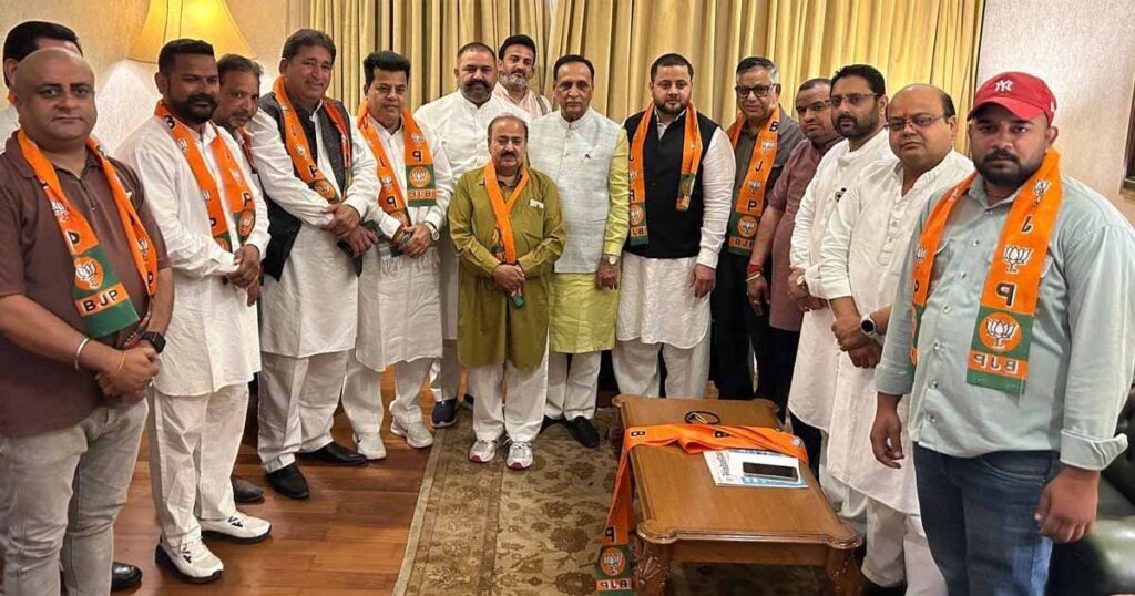 सुशील रिंकू के प्रयासों से वेस्ट विधानसभा क्षेत्र में मजबूत हुई भाजपा, प्रवेश तांगड़ी सहित कई बड़े नेता हुए भाजपा में शामिल