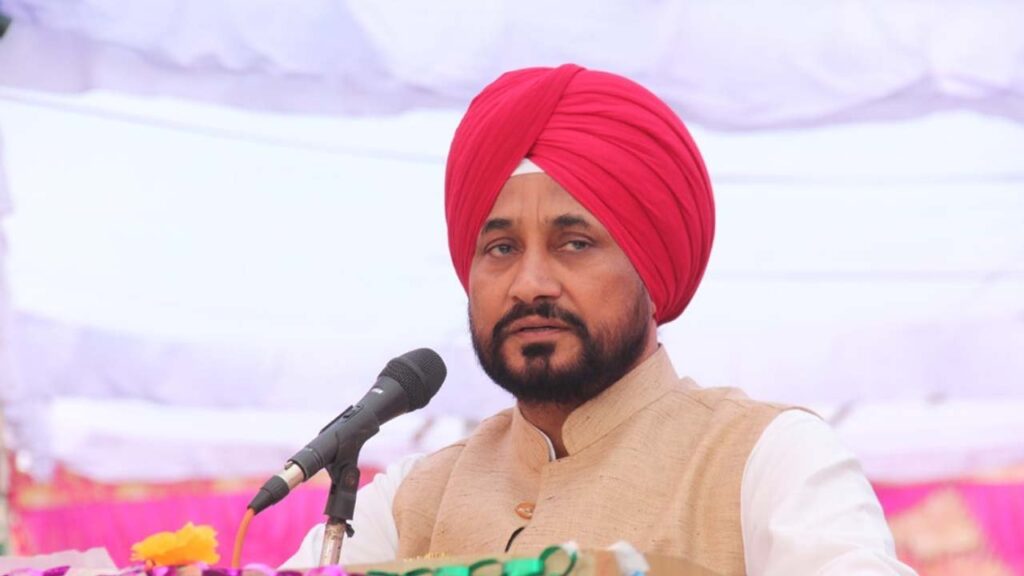 Jalandhar से शुरुआती रुझानों में पूर्व सीएम Charanjit Singh Channi आगे, पढ़ें