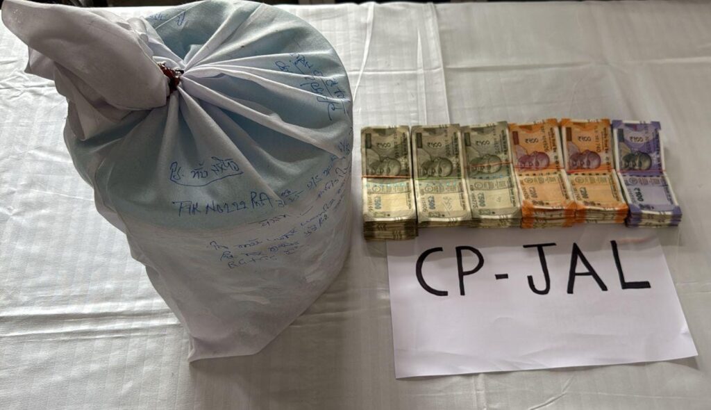 जालंधर पुलिस की बड़ी कार्रवाई: 3.50 किलो हेरोइन व 2 लाख की ड्रग मनी तस्कर गिरफ्तार
