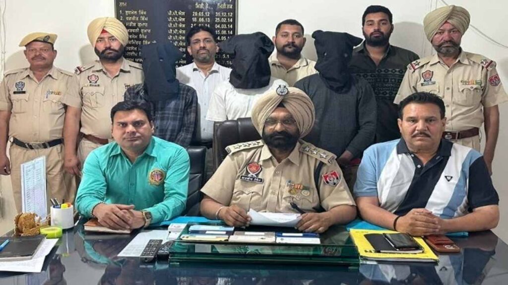 जालंधर देहात पुलिस ने हाईवे लुटेरा गिरोह के सरगना संदीप कुमार उर्फ ​​घोड़ा को 2 साथियों सहित किया गिरफ्तार।