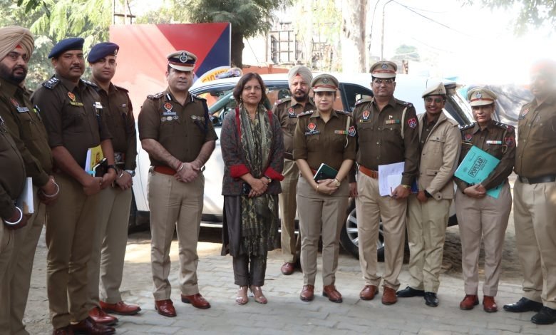 जालंधर: विशेष डीजीपी, सामुदायिक मामले प्रभाग (सीएडी) और महिला मामले, पंजाब ने पुलिस स्टेशन महिला कमिश्नरेट जालंधर का किया औचक निरीक्षण