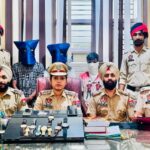कमिश्नरेट पुलिस ने कीमती सामान के साथ 4 चोरों को किया गिरफ्तार