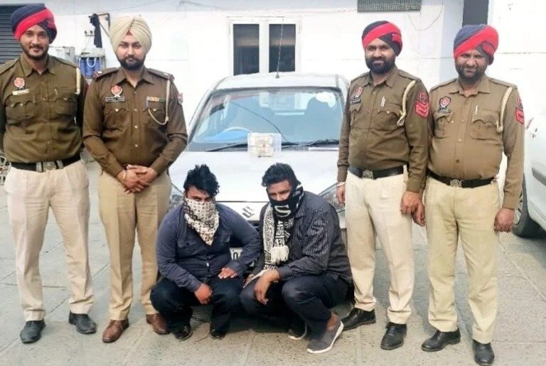जालंधर: देहात पुलिस ने 24 घंटे में सुलझाया लूट का मामला, दो आरोपी गिरफ्तार, 2 लाख रुपये और वाहन बरामद