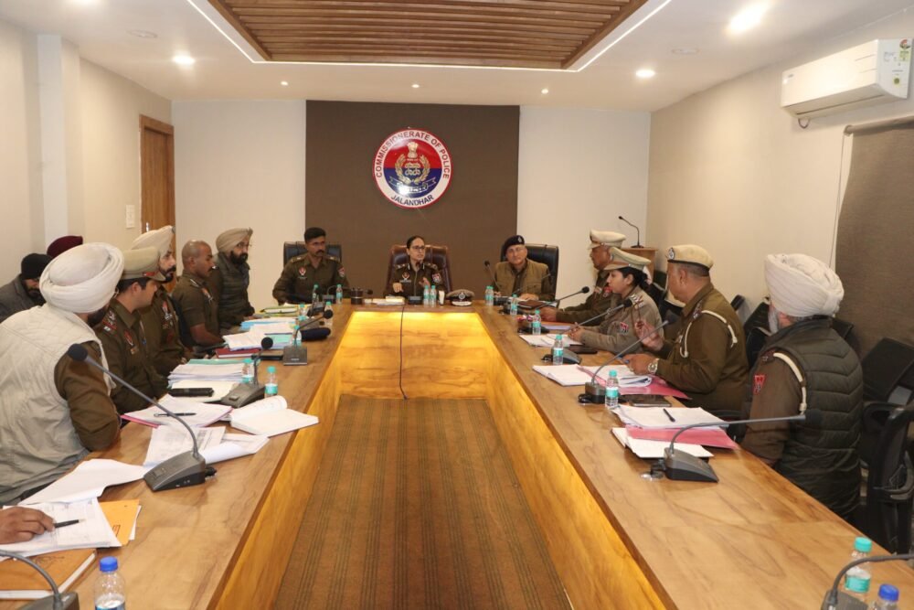 जालंधर पुलिस कमिश्नर धनप्रीत कौर ने अपराध, भ्रष्टाचार और कानून व्यवस्था को लेकर अधिकारीयों को दिए सख्त निर्देश