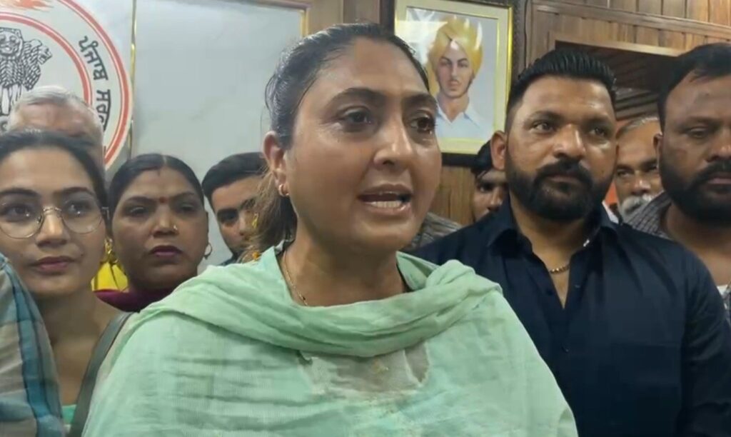 जालंधर इम्प्रूवमेंट ट्रस्ट की नई चेयरपर्सन राजविंदर कौर थियारा ने संभाला पदभार