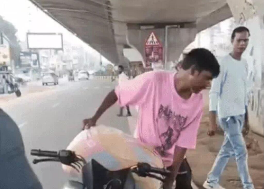 लुधियाना में बोरी में मिला युवती का शव, बाइक पर सवार दो युवकों ने फेंकी थी बोरी !
