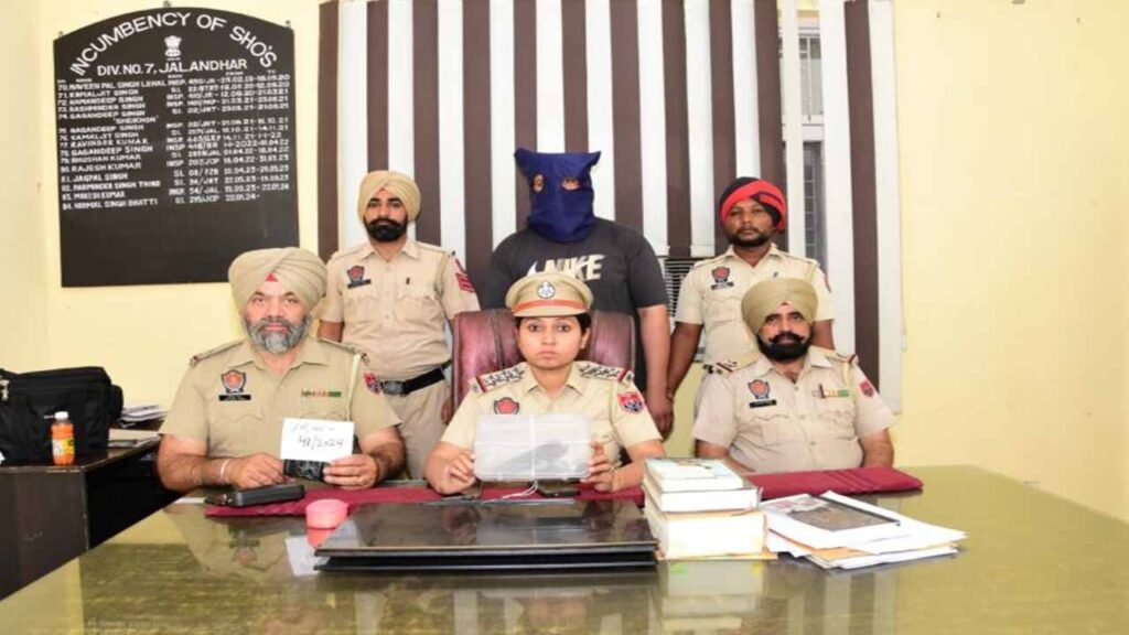 जालंधर कमिश्नरेट पुलिस ने चोरी के हथियार सहित आरोपी को किया गिरफ्तार