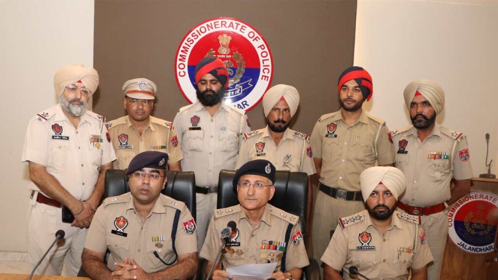 जालंधर कमिश्नरेट पुलिस ने बहू पर दबाव बनाने और उसे आत्महत्या के लिए मजबूर करने के आरोप में तीन को किया गिरफ्तार