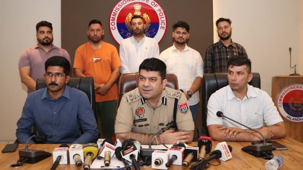 कमिश्नरेट पुलिस ने 15 दिन के ऑपरेशन के दौरान लंडा गैंग के 5 शूटरों को किया गिरफ्तार, अवैध हथियार बरामद 