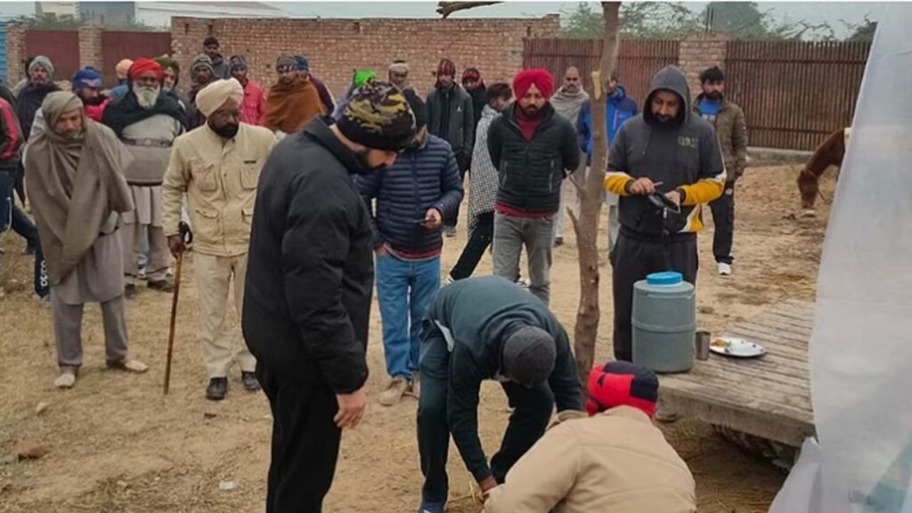 पंजाब :  लंगर सेवा कर रहे निहंग सिंह की हत्या, हमलावरों ने पहले की मारपीट फिर सिर पर मारी लोहे की रॉड,  पढ़ें