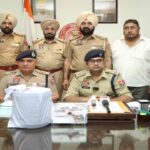 देहात पुलिस ने नशीले पदार्थ व हजारों की ड्रग मनी सहित 02 आरोपी पकड़े।