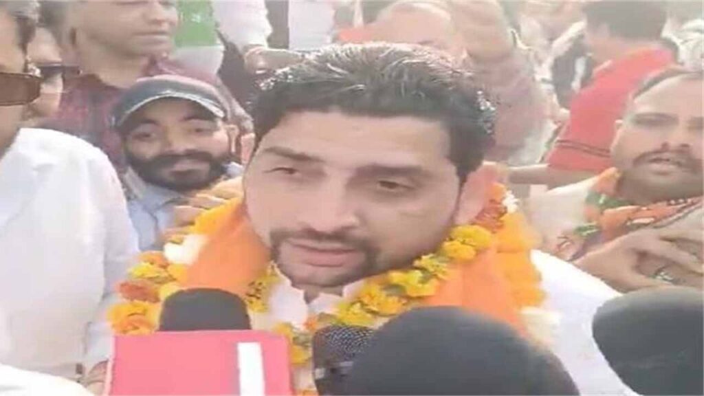 इंटरनेशनल ड्रग्स रैकेट किंग मनी ठाकुर के साथ वायरल हो रही तस्वीर मामले में शीतल अंगुराल ने किया बड़ा खुलासा, पढ़ें