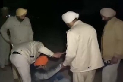 पंजाब के इस जिले में गैंगस्टरों और पुलिस में मुठभेड़, 1 घायल, 2 गिरफ्तार, किसान नेता पर चलाई थी गोलियां, पढ़ें