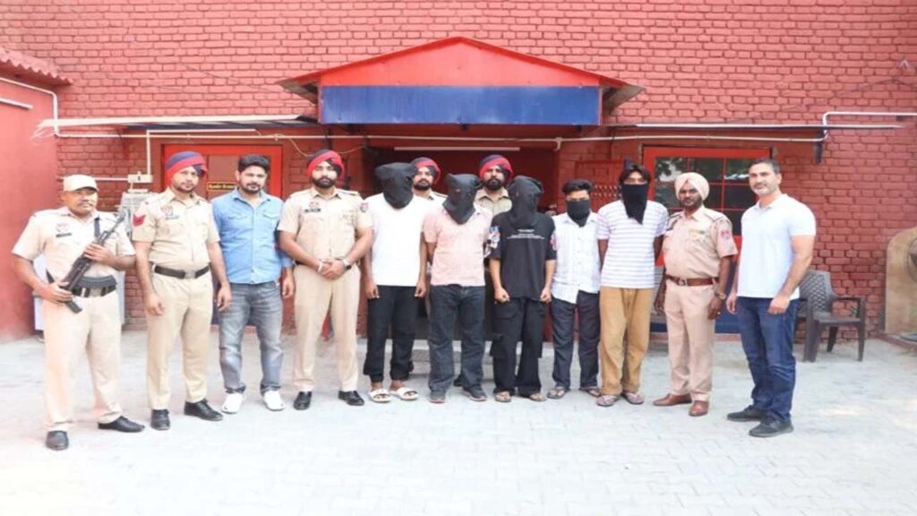 जालंधर में अवैध हथियारों सहित बंबीहा गैंग से जुड़े 5 तस्कर गिरफ्तार ! पढ़ें