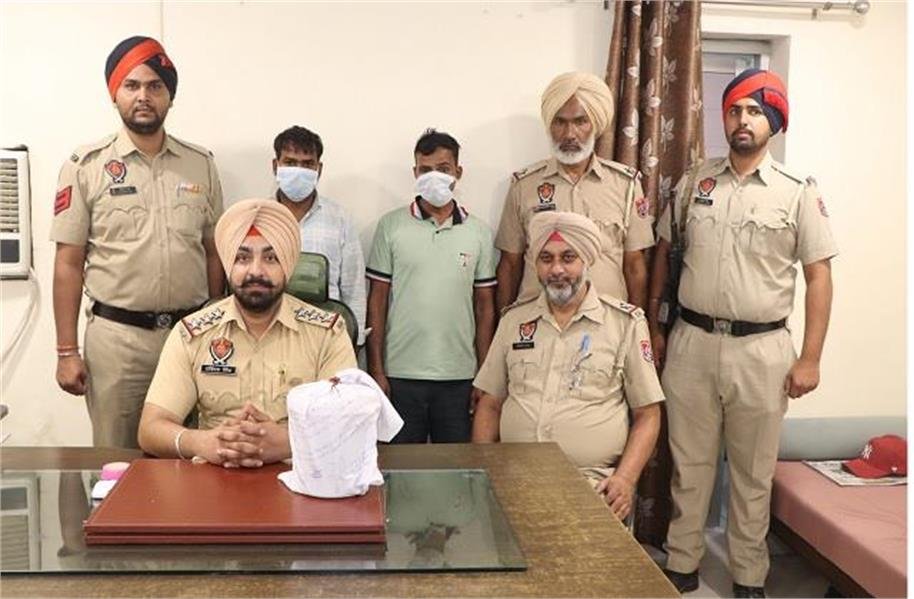 जालंधर पुलिस ने भारी मात्रा में अफीम के साथ 02 तस्कर किए काबू