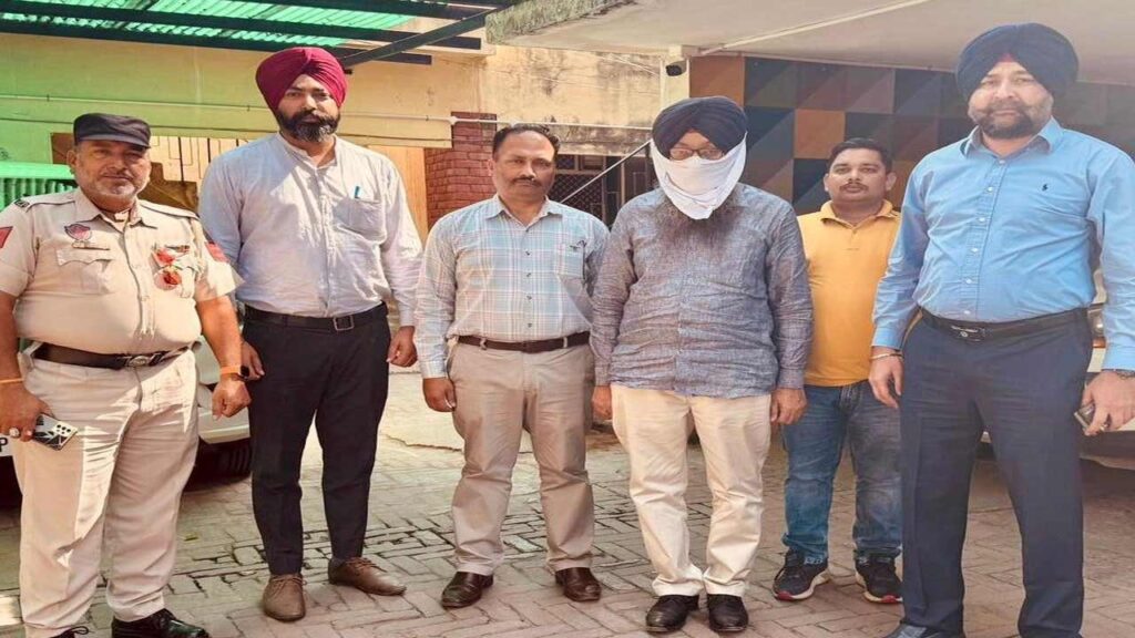 3 ਕਰੋੜ ਰੁਪਏ ਦੇ ਗਬਨ ਦੇ ਦੋਸ਼ ਹੇਠ ਨਗਰ ਨਿਗਮ ਲੁਧਿਆਣਾ ਦੇ ਐਸ.ਈ., ਐਕਸੀਅਨ, ਡੀ.ਸੀ.ਐਫ.ਏ. ਵਿਰੁੱਧ ਵਿਜੀਲੈਂਸ ਬਿਊਰੋ ਵੱਲੋਂ ਭ੍ਰਿਸ਼ਟਾਚਾਰ ਦਾ ਕੇਸ ਦਰਜ, ਐਕਸੀਅਨ ਗ੍ਰਿਫ਼ਤਾਰ