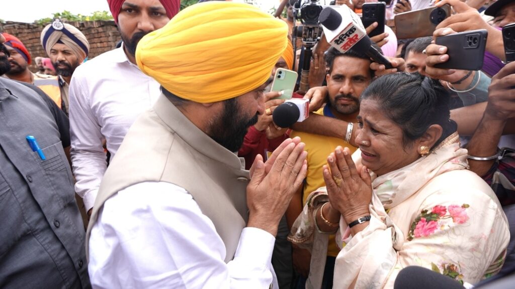 पंजाब आपदा प्रभावित घोषित, 23 जिले बाढ़ की चपेट में, 1200 से अधिक गांव प्रभावित