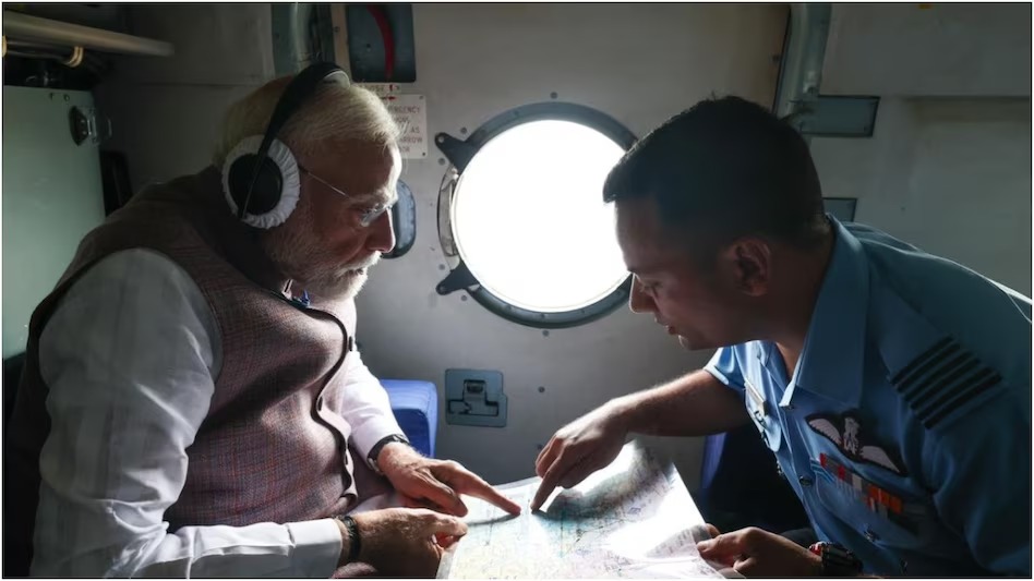 PM मोदी ने हिमाचल का किया हवाई सर्वेक्षण: बाढ़ प्रभावित क्षेत्रों के लिए 1500 करोड़ की राहत, मृतकों के परिजनों को मिलेगा इतना मुआवजा