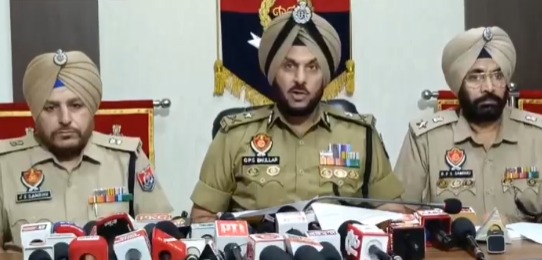 अमृतसर में हेरोइन तस्करी का भंडाफोड़: सरकारी अध्यापिका समेत 6 गिरफ्तार, 9 किलो हेरोइन बरामद