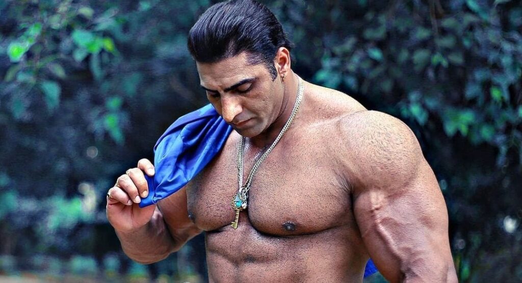 मशहूर बॉडी बिल्डर वरिंदर घुम्मन का निधन, फिटनेस जगत में शोक की लहर