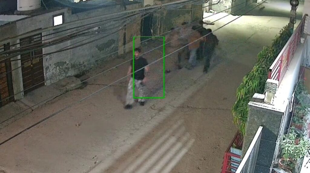 जालंधर में फ़िल्मी स्टाइल में लूट, फर्जी पुलिस बनकर आए लुटेरे, जुआ अड्डे पर नकली रेड कर 3 लाख और मोबाईल लूटे