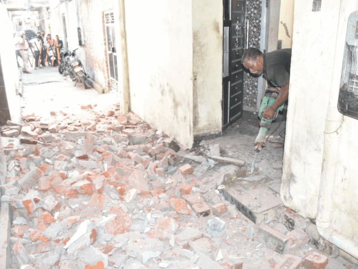 जालंधर में ‘युद्ध नशे के विरुद्ध’ के तहत बड़ी कार्रवाई, नशा तस्कर मां-बेटी के घर के अवैध निर्माण को गिराया