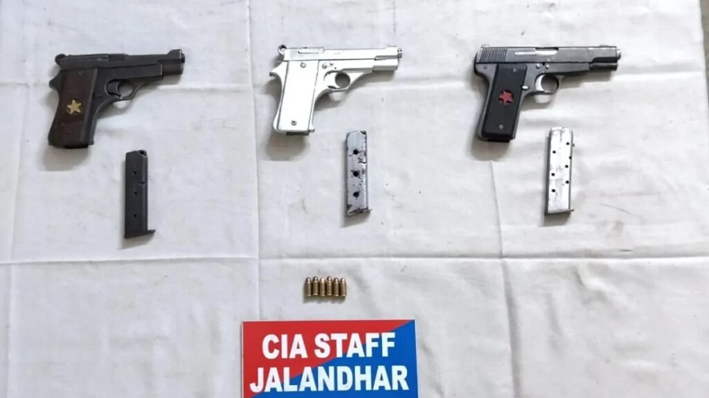 जालंधर पुलिस की बड़ी कार्रवाई, 02 आरोपी गिरफ्तार, 03 पिस्टल और 06 कारतूस बरामद