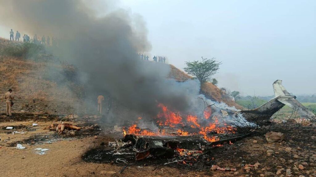 An aircraft has crashed in Baramati, Maharashtra.