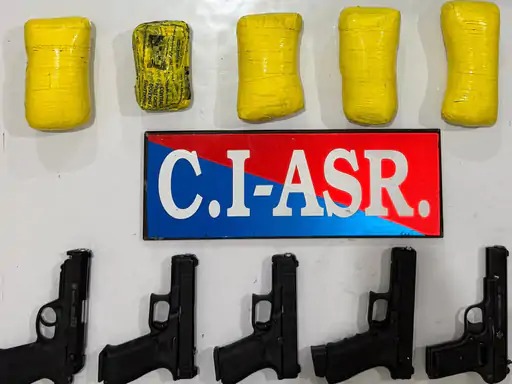 अमृतसर में सीमा पार तस्करी का भंडाफोड़, नशा और हथियारों के साथ 4 आरोपी गिरफ्तार