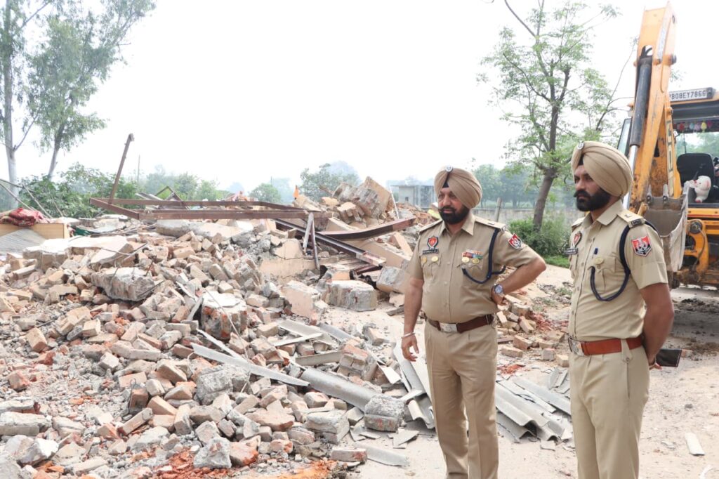 जालंधर में ‘युद्ध नशे विरुद्ध’ के तहत बड़ी कार्रवाई, कुख्यात तस्कर की अवैध संपत्ति ध्वस्त