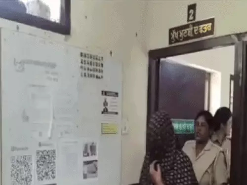 जालंधर देहात पुलिस की बड़ी कार्रवाई, 15 केसों वाली महिला नशा तस्कर गिरफ्तार, 30.5 ग्राम हेरोइन बरामद